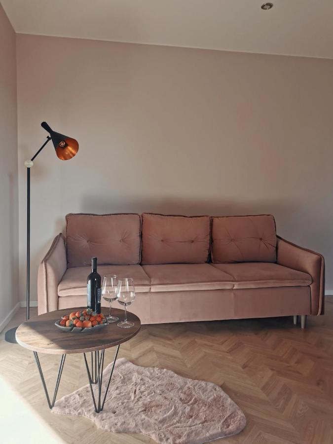 Cosy Old Town Apartment Klaipėda Exteriör bild