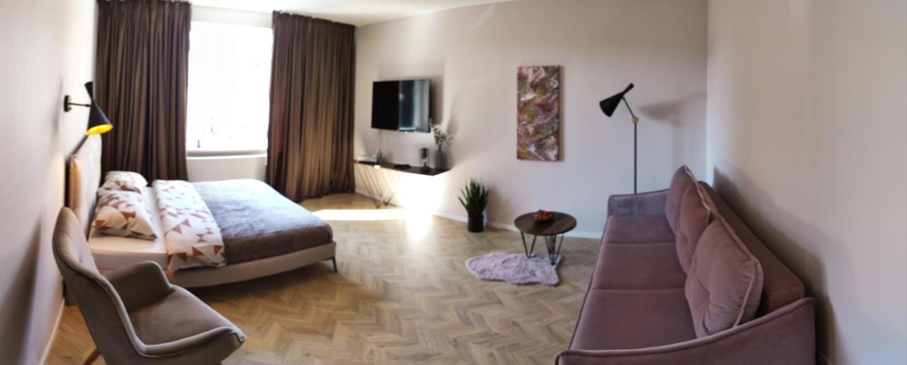Cosy Old Town Apartment Klaipėda Exteriör bild